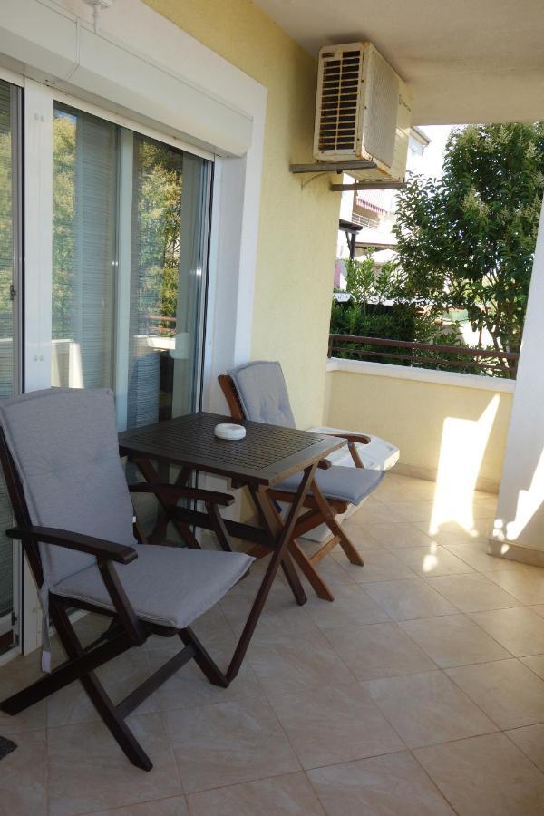 Nice Sunny Apartment Pula Exterior photo
